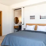 Pefko Villa *