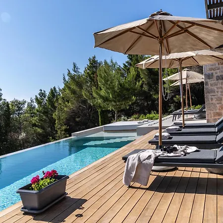 Pefko Villa Athánion